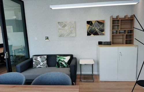 悠樂匯精裝修帶家具辦公樓，隨時(shí)看房出租，專業(yè)服務(wù)來自北京我愛我家